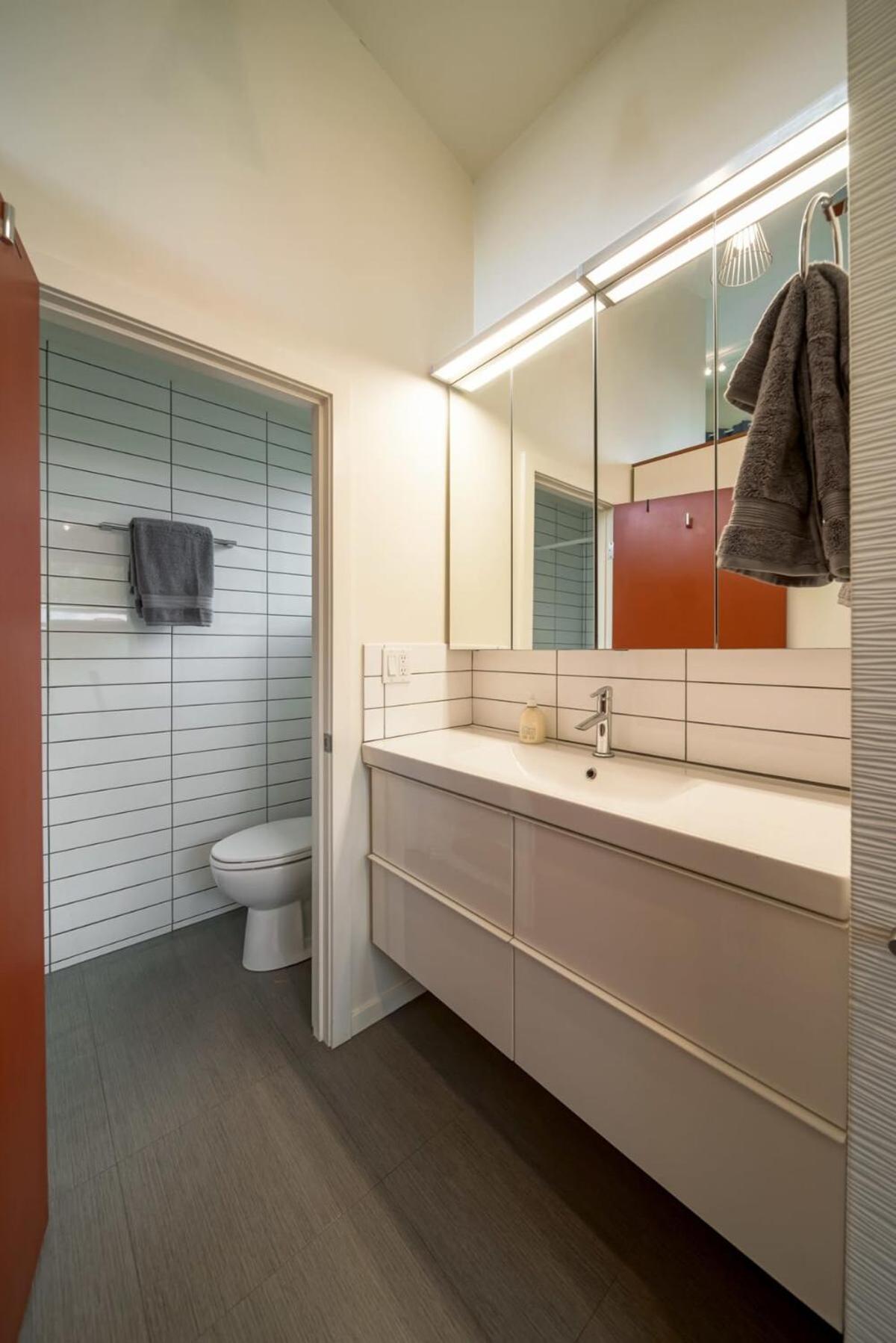 #stayinmydistrict Buckman Bright Spacious Townhome *