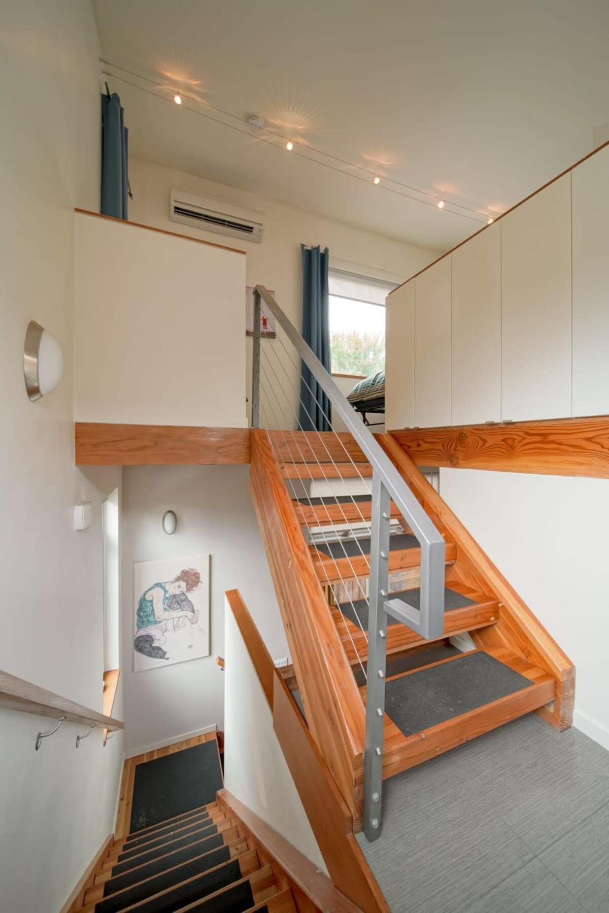 #stayinmydistrict Buckman Bright Spacious Townhome *